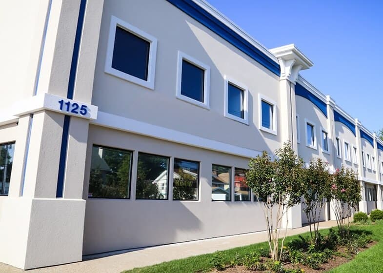 Exterior of building that houses Opus Virtual Offices located in Annapolis, Maryland