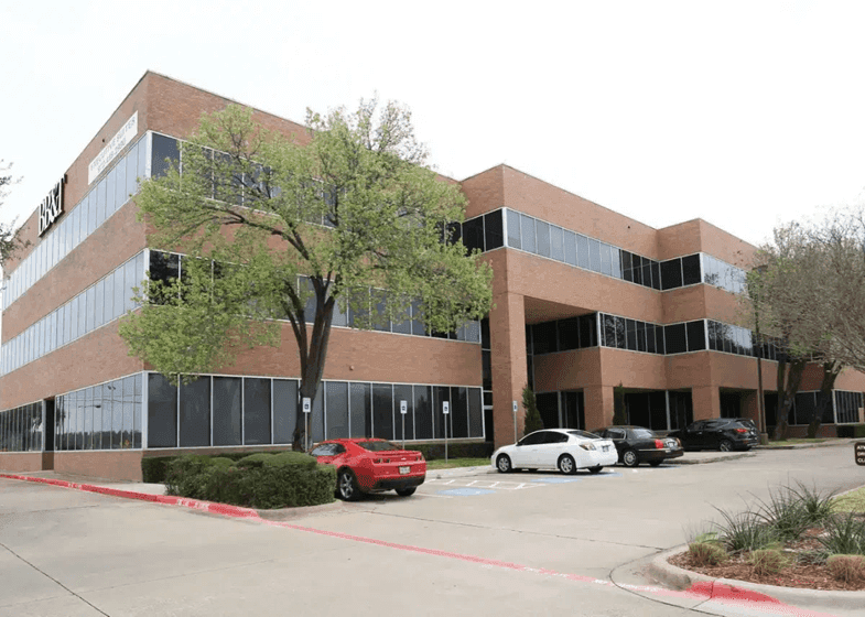 Exterior of building that houses Opus Virtual Offices located in Carrollton, Texas