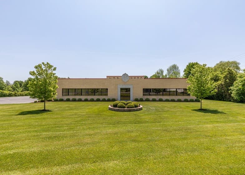 Exterior of building that houses Opus Virtual Offices located in Skaneateles, New York