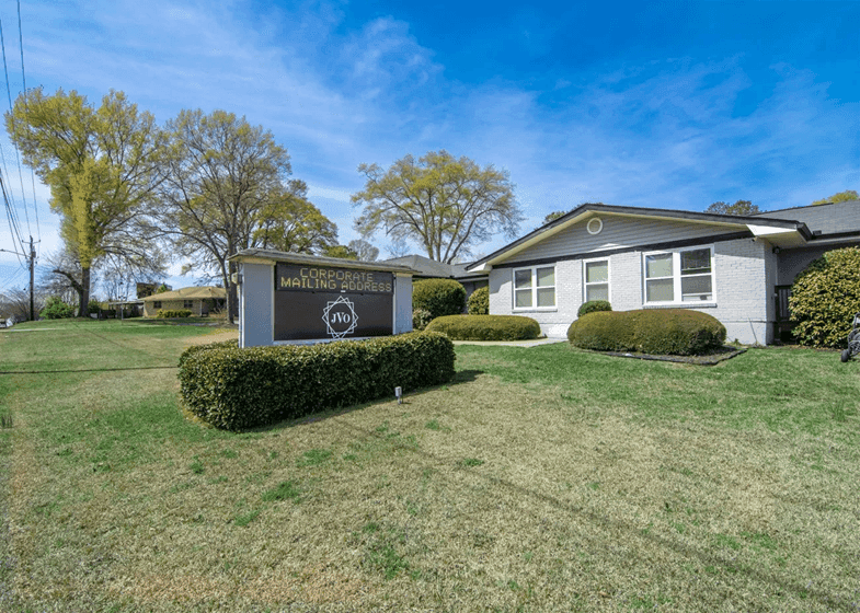 Exterior of building that houses Opus Virtual Offices located in Jonesboro, Georgia
