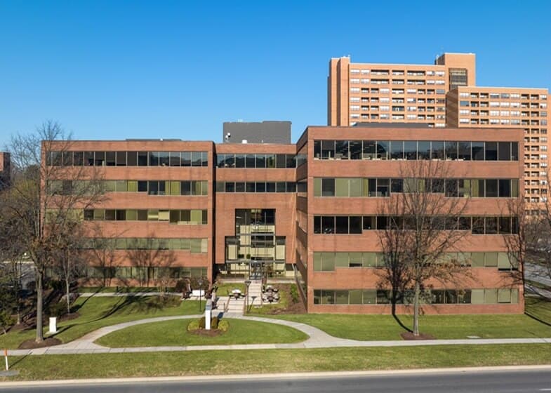 Exterior of building that houses Opus Virtual Offices located in Towson, Maryland