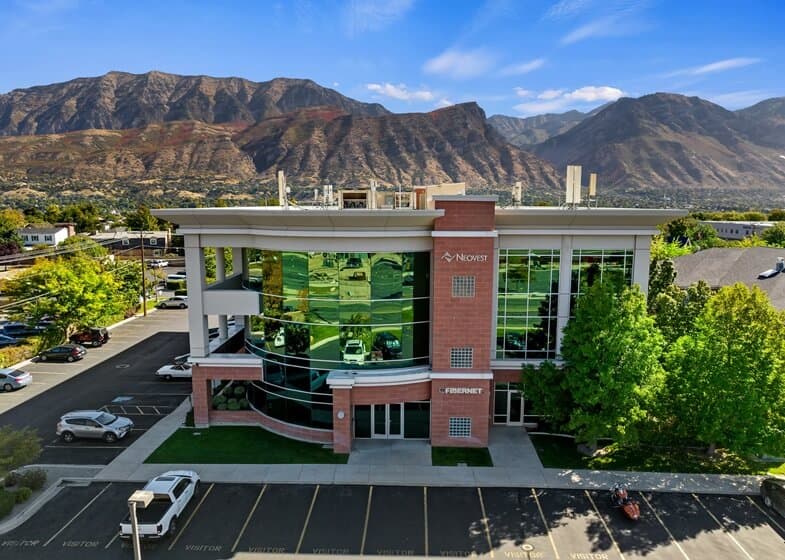 Exterior of building that houses Opus Virtual Offices located in Orem, Utah