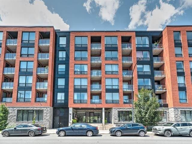 Exterior of building that houses Opus Virtual Offices located in Montreal, QC