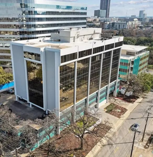 Exterior view of the Austin Opus Virtual Office location on 1005 Congress Avenue, which provides a prime business location.