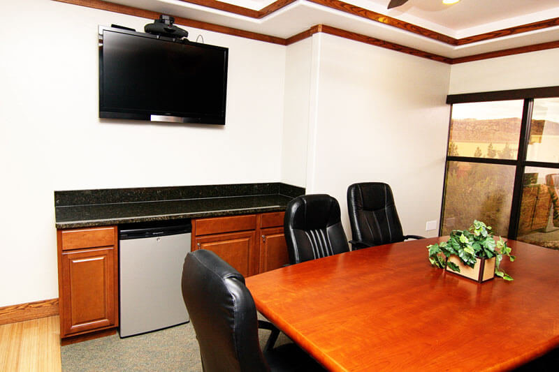 1335_06_George_Utah_Virtual_Office_Dixie-2-800x533.jpg