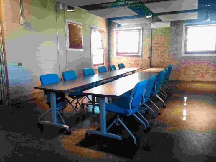 3MeetingRoom7-733x550.jpg