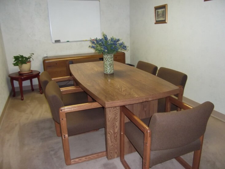 856-Conference-Room-733x550.jpg